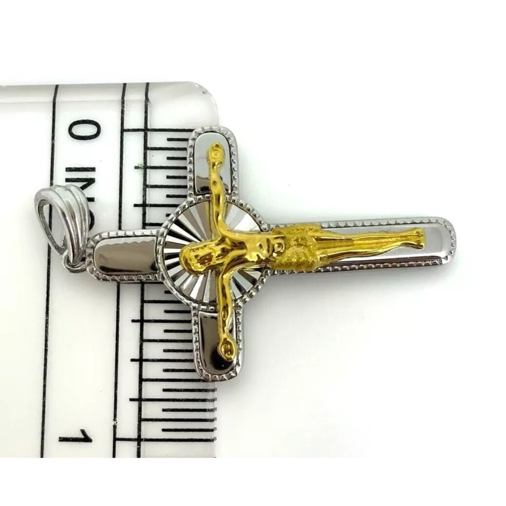 Jesus Cross Pendant - Picture 6 of 8